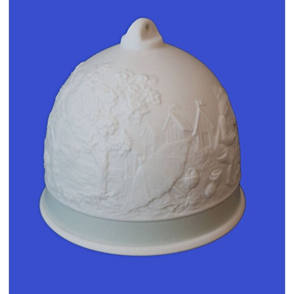 Lladro Collectors Society Fine Bisque Porcelain Summer Bell #7614 Handmade Spain - Picture 3 of 5